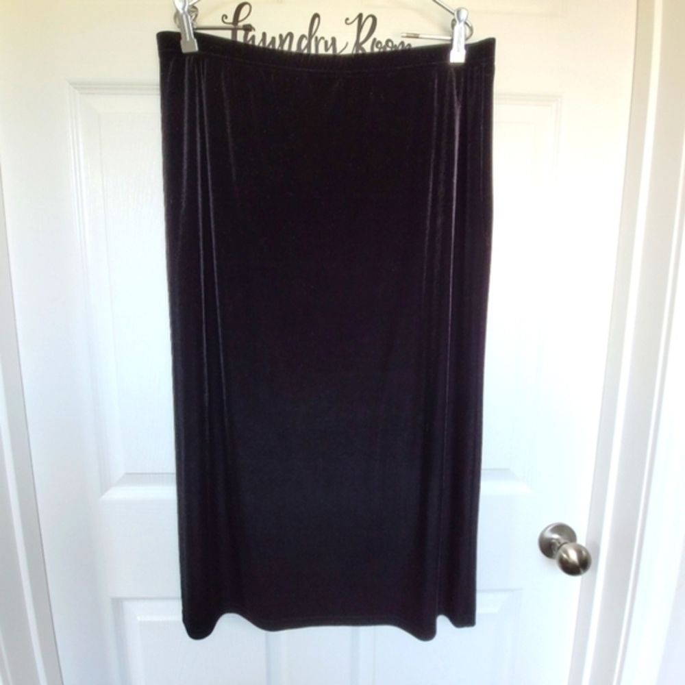 Requirements Maxi Skirt Large Vtg 90s Dark Academia Gothic Velvet Velour Black